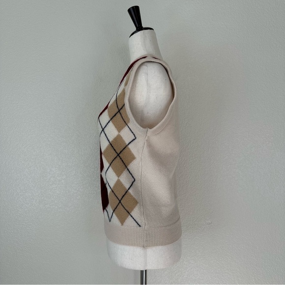 Lyle & Scott 100% Super Lambwool Women’s Sweater Vest, Size S-M - Picture 4 of 12